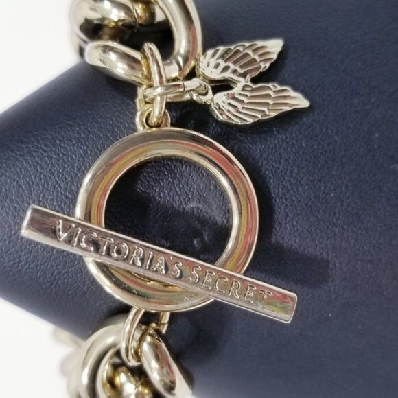 Victoria's Secret Angel Wings Link Bracelet - EUC - Picture 7 of 8
